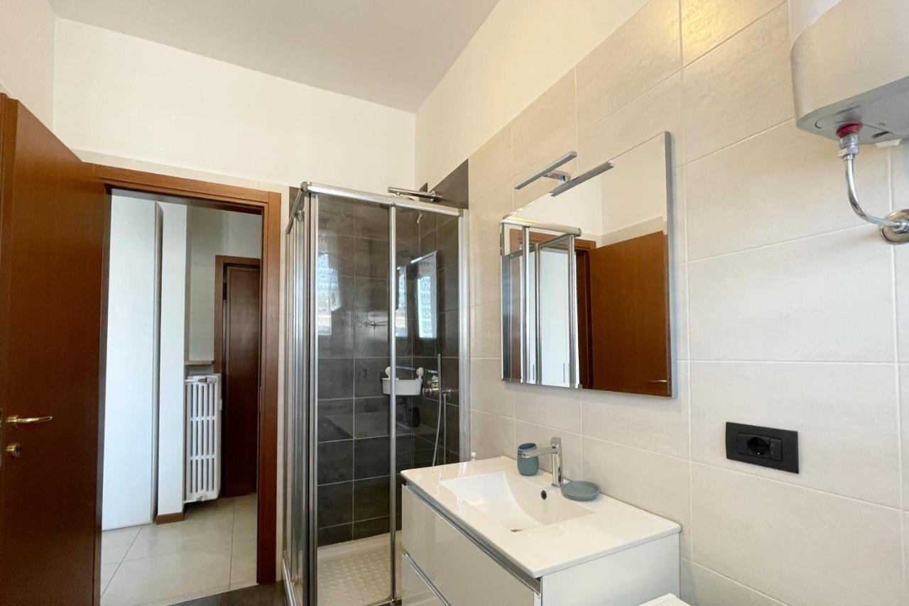 Best Way Rent - Elegante Loft Con Terrazzo Милано Екстериор снимка