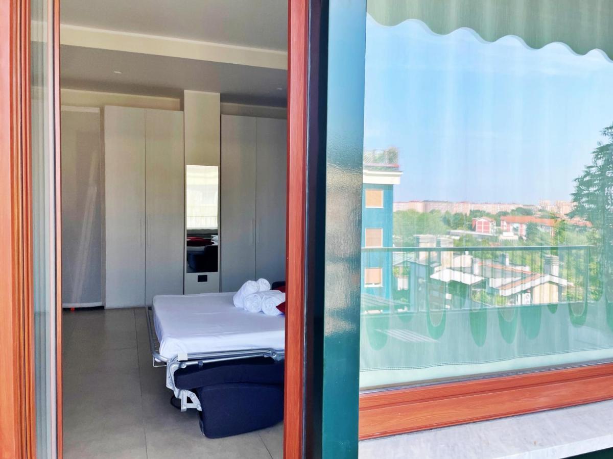 Best Way Rent - Elegante Loft Con Terrazzo Милано Екстериор снимка